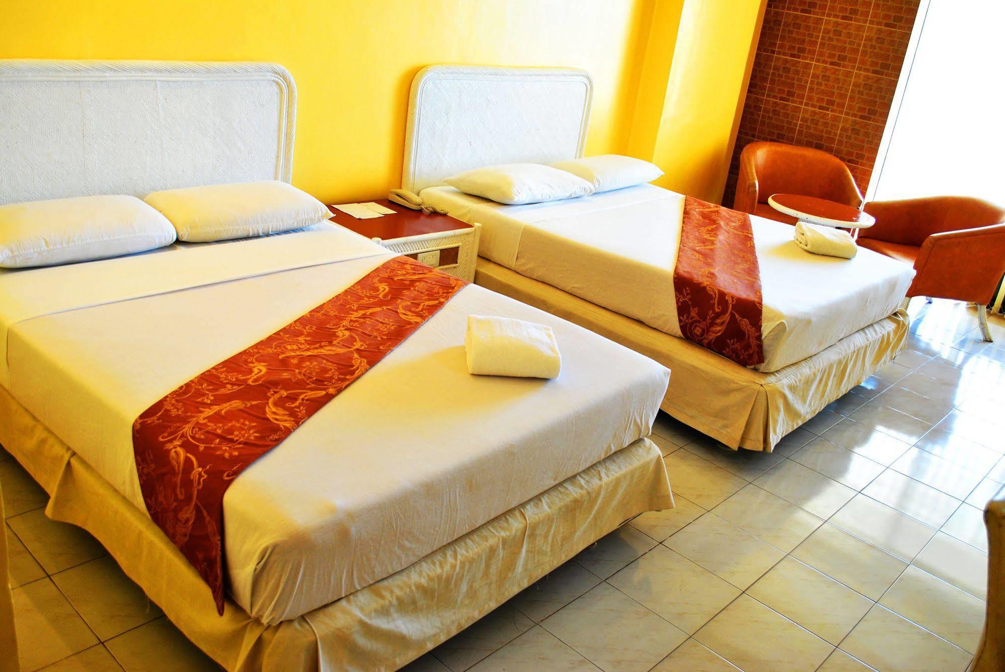 Leyte Park Resort Hotel 独鲁万 外观 照片
